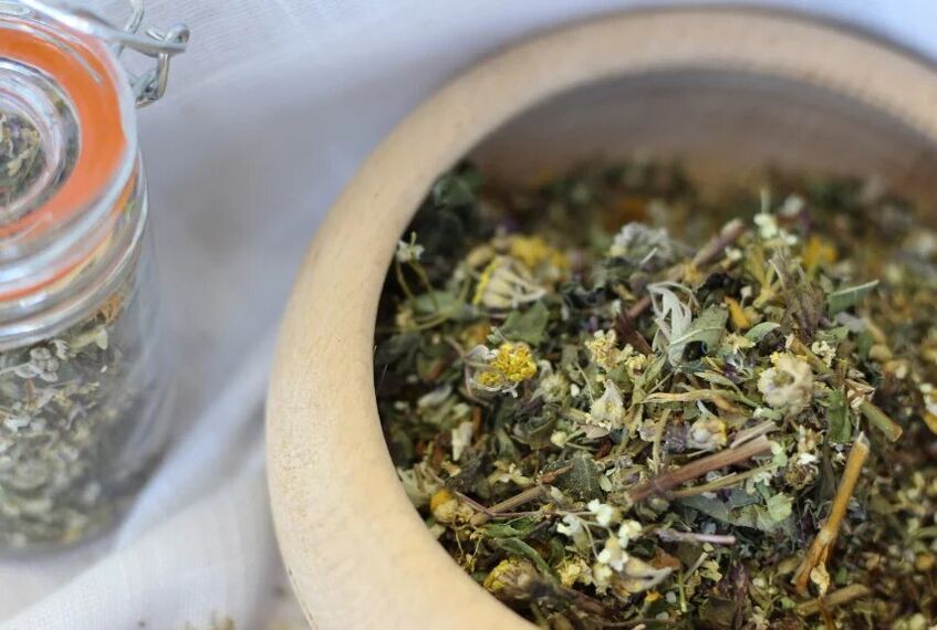 medicinal herbs to treat fungus