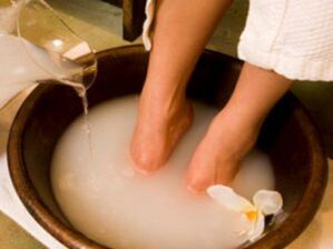 soda bath for nail fungus